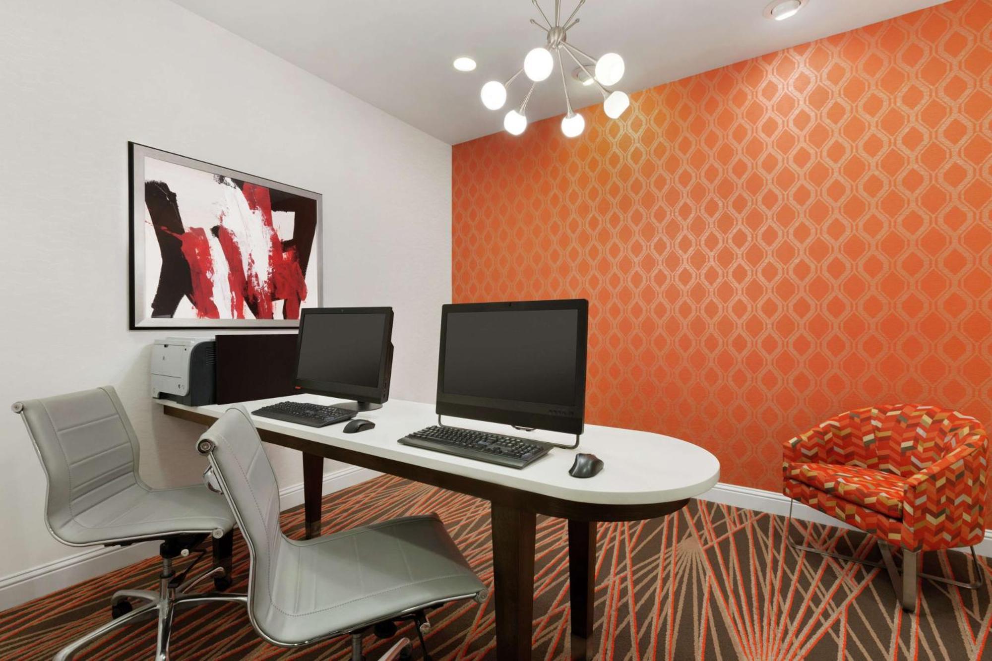 Addison Suites Экстерьер фото