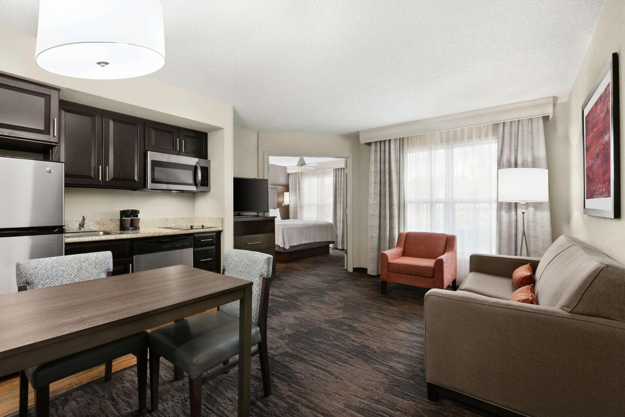 Addison Suites Экстерьер фото